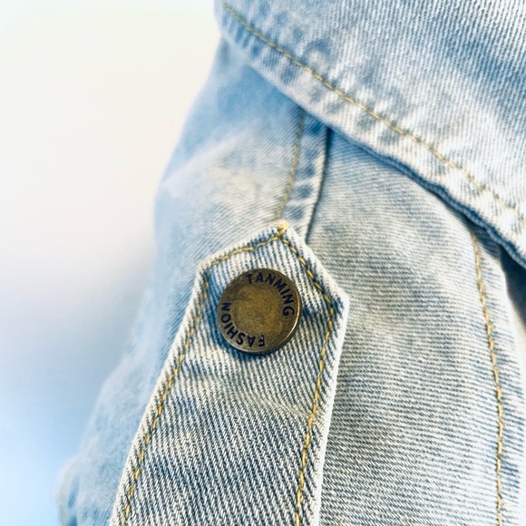 Light Wash Distressed Denim Long Jacket - Picture 10 of 13